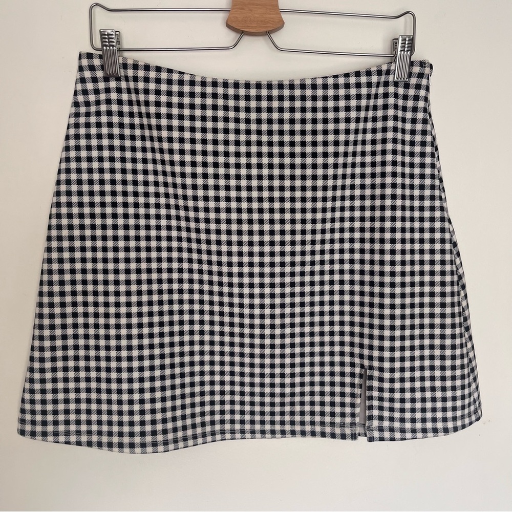 Black & White Houndstooth Mini Skirt w/ Slit